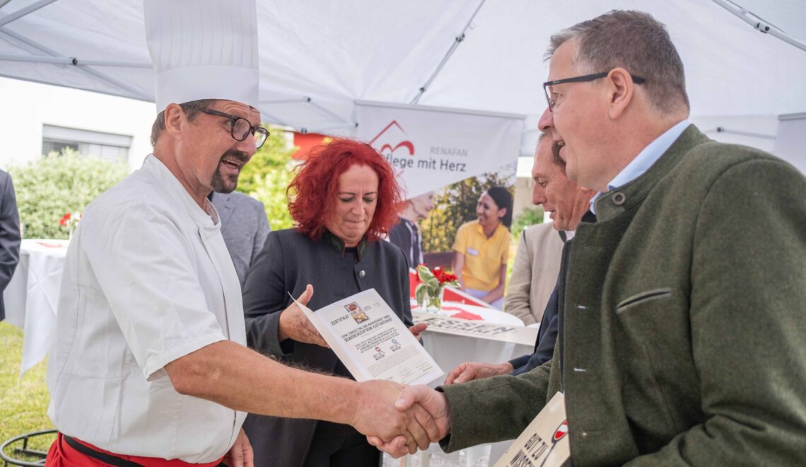 „Gut-zu-Wissen-Gütesiegel“ an „Pflege mit Herz“