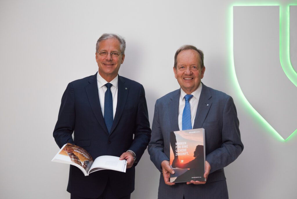 GRAWE-Generaldirektor Klaus Scheitegel und der Vorsitzende der GRAWE-Vermögensverwaltung Othmar Ederer präsentierten in Graz die Bilanz 2025 der Grazer Wechselseitigen.